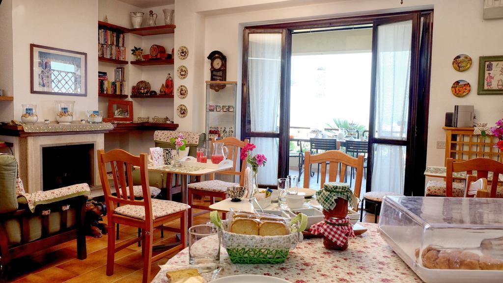 B&B Le Rose Сидерно-Марина Экстерьер фото